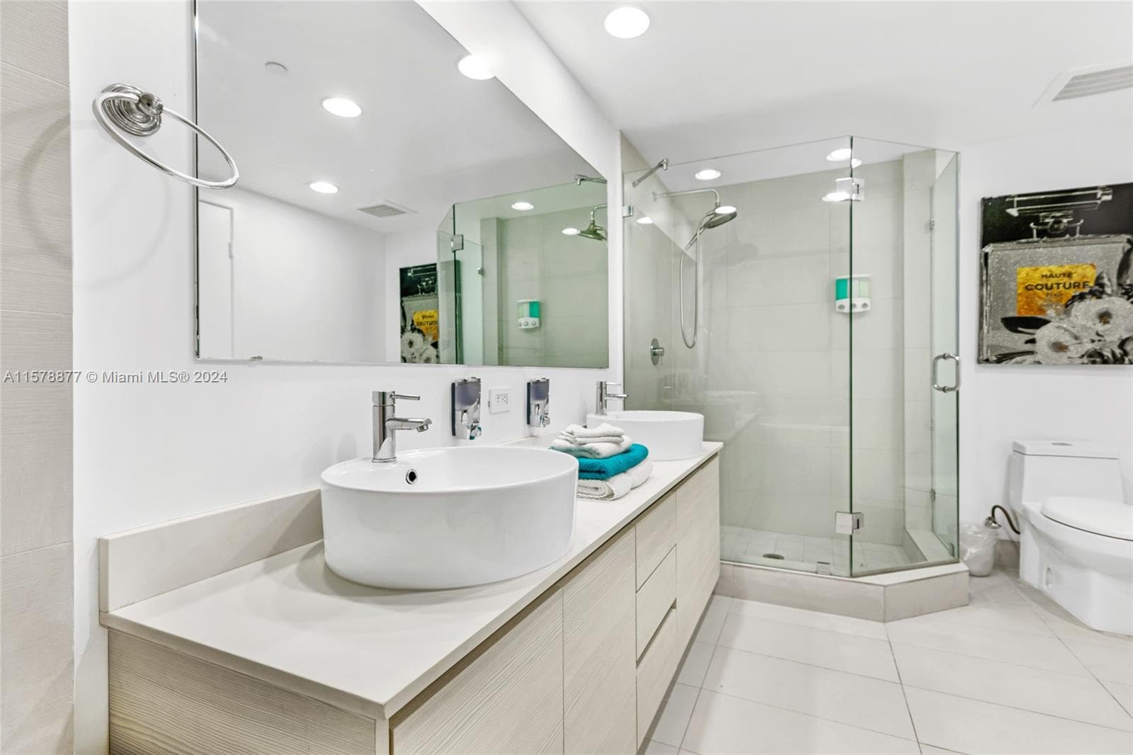 2600 E Hallandale Beach Blvd T3302 photo 17