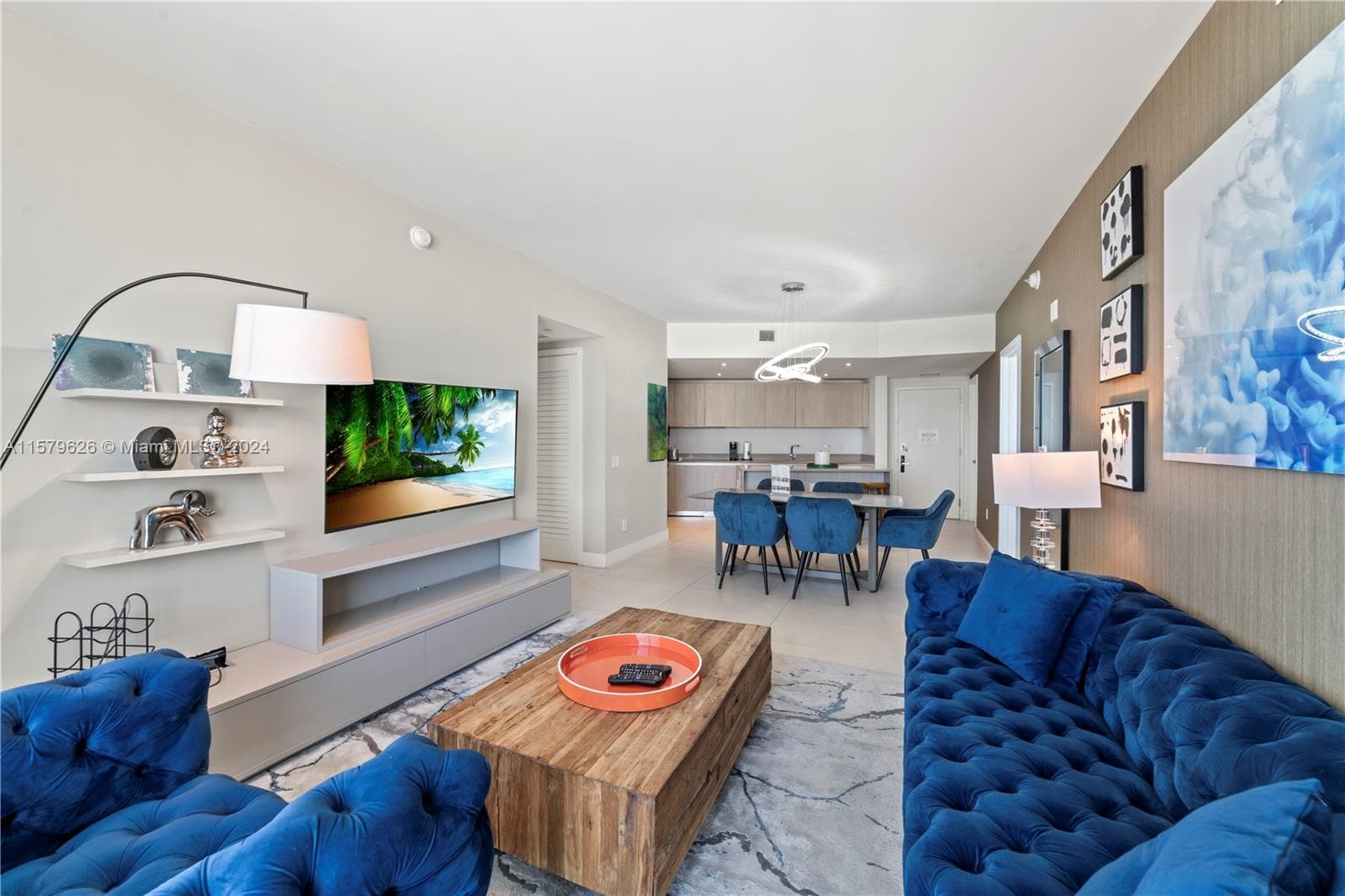 4111 Ocean Dr 2904 photo 3