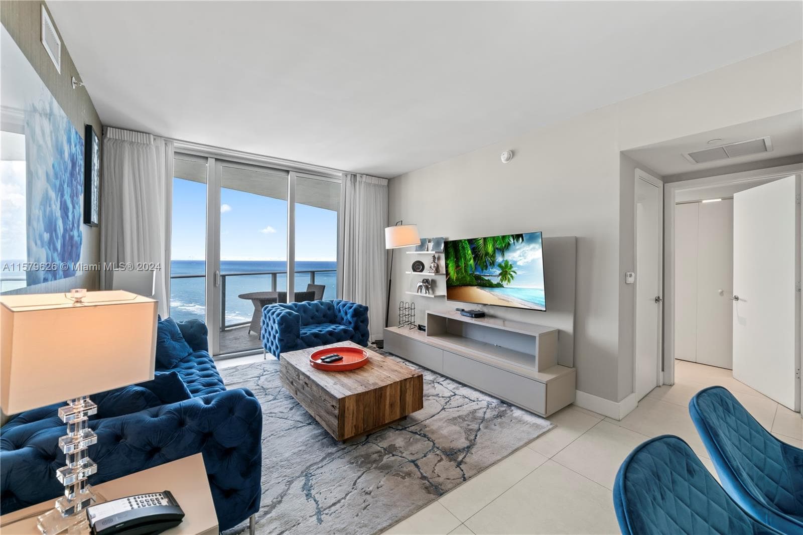 4111 Ocean Dr 2904 photo 1