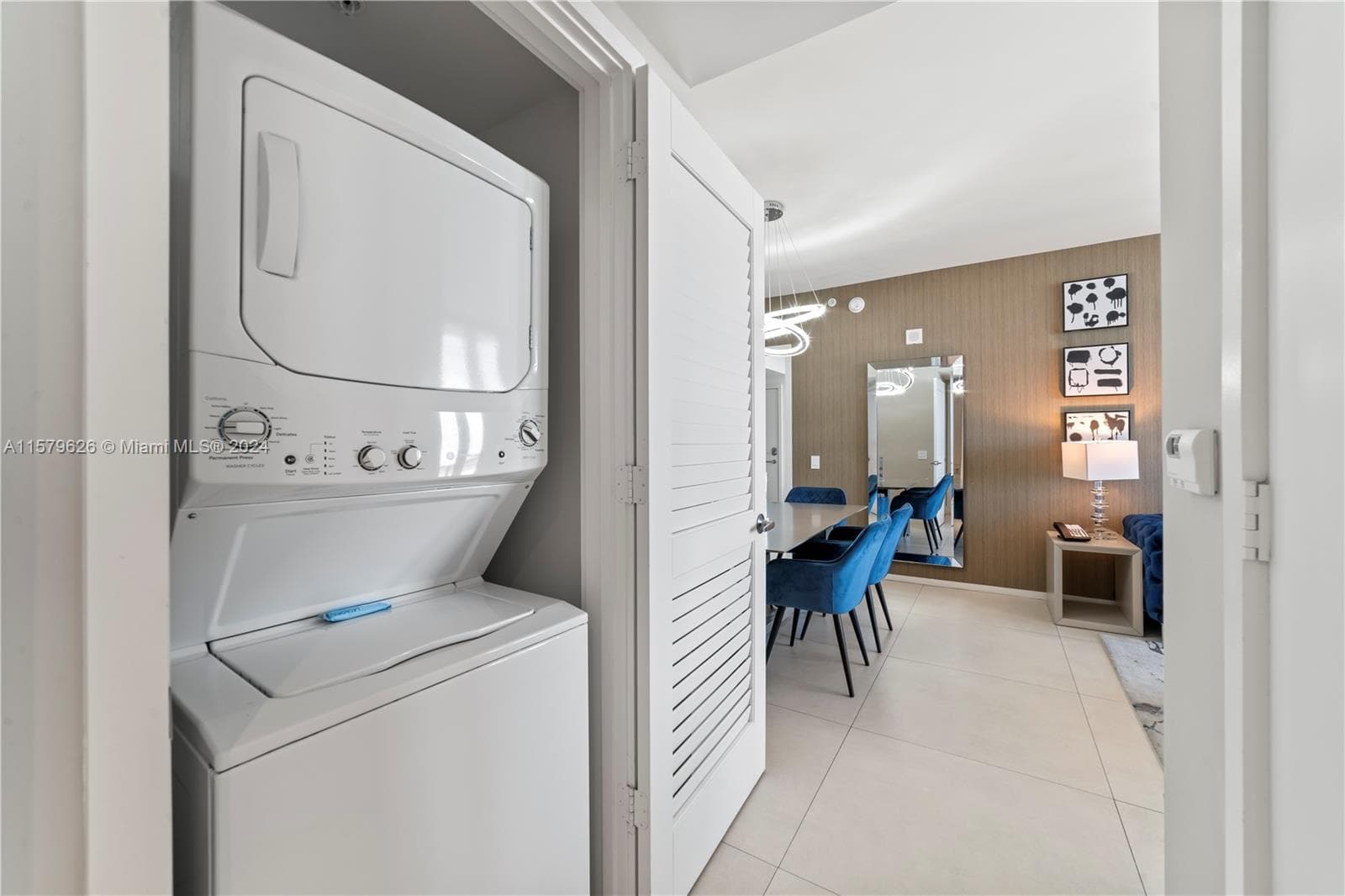 4111 Ocean Dr 2904 photo 11