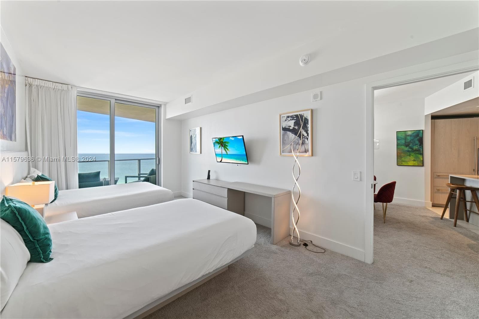 4111 Ocean Dr 3108 photo 18