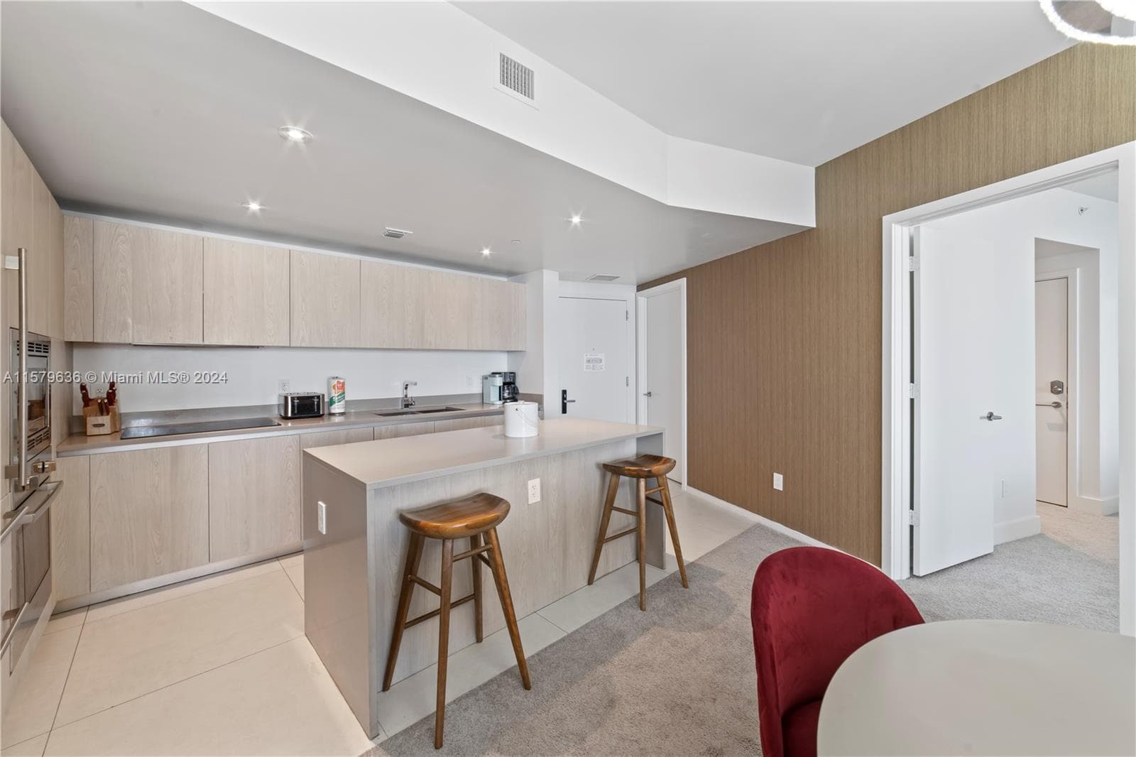 4111 Ocean Dr 3108 photo 8