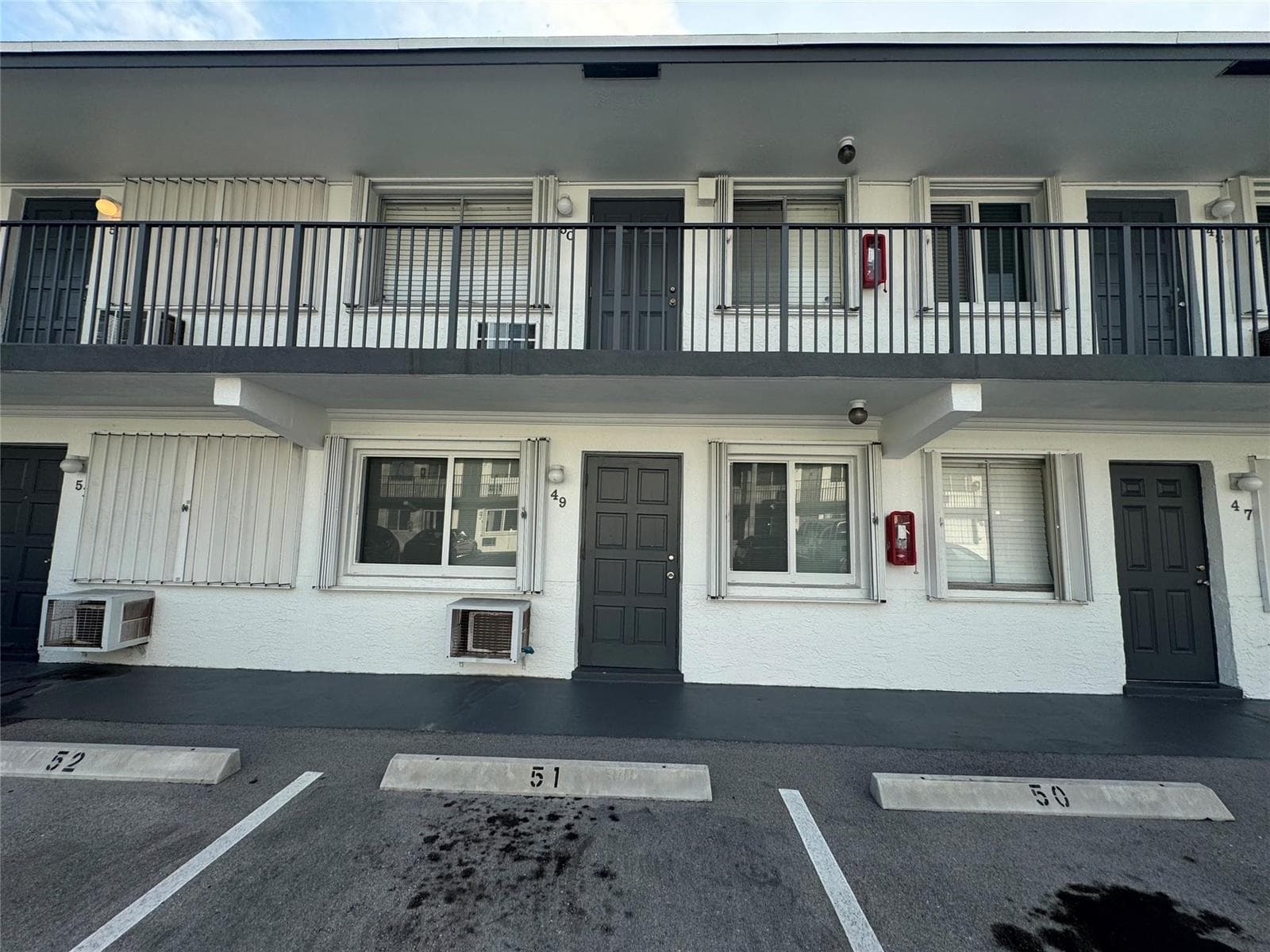 1814 E Oakland Park Boulevard 49 photo 4