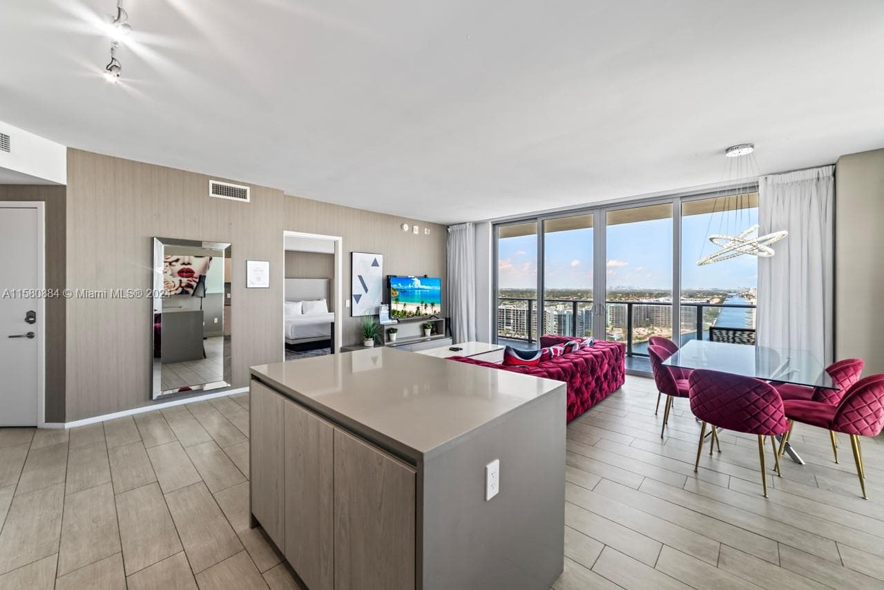 4010 S Ocean Dr R1601 photo 8