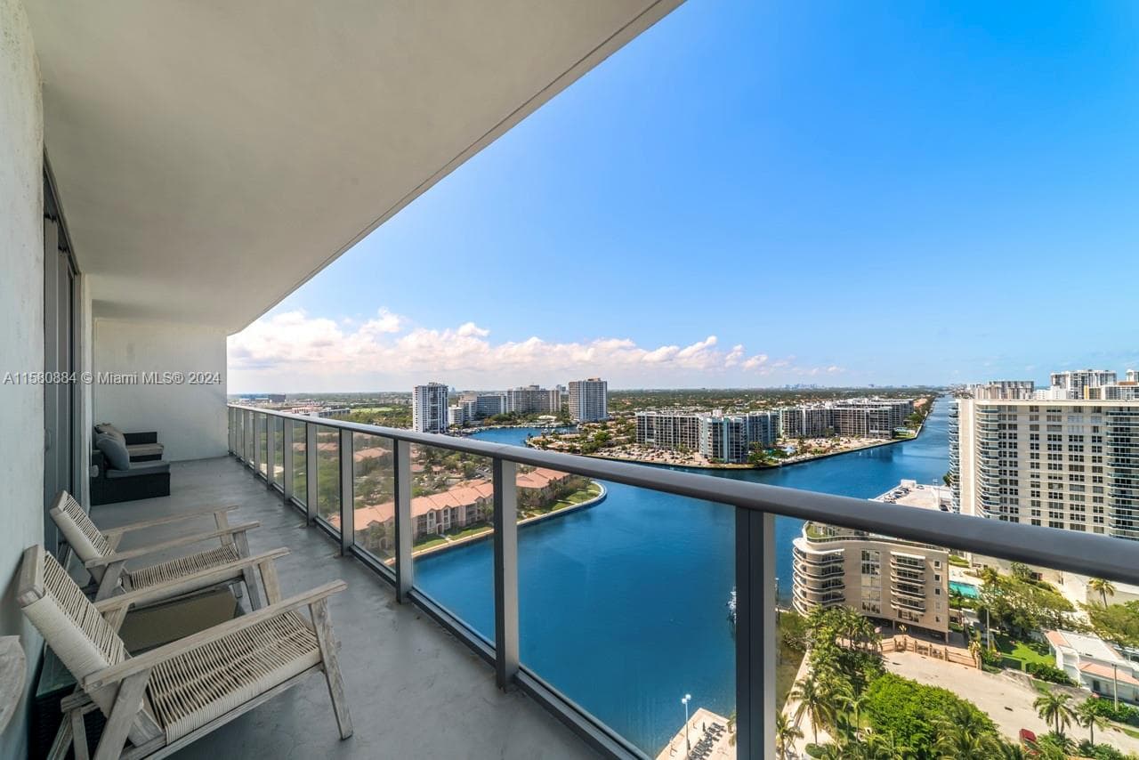 4010 S Ocean Dr R1601 photo 25