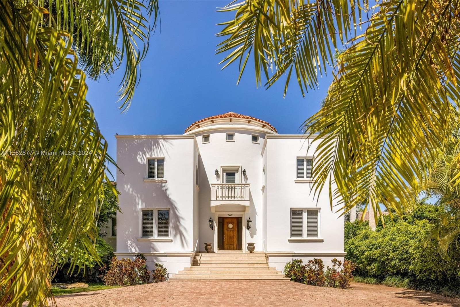 431 Costanera Rd photo 5