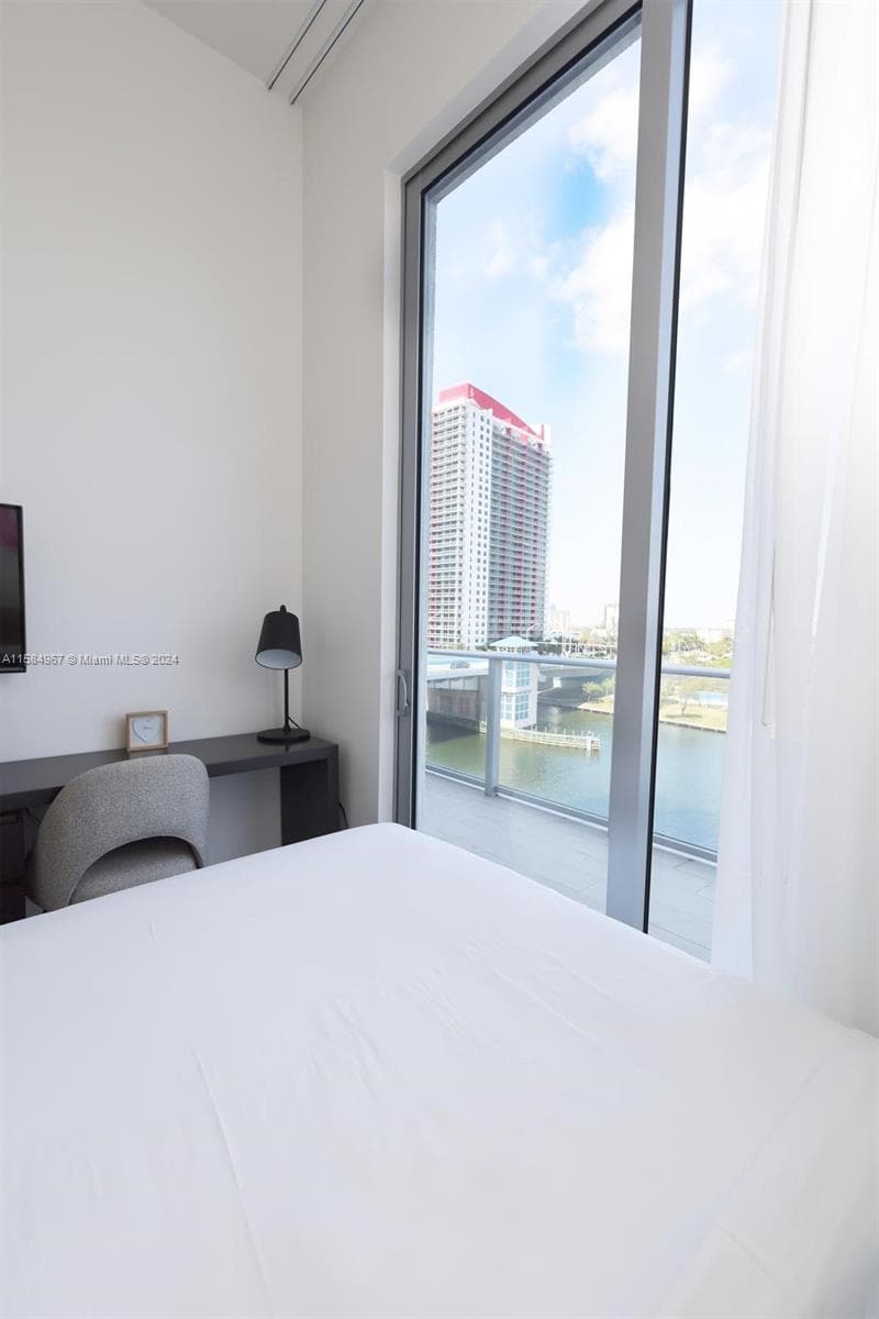 4010 S Ocean Dr R504 photo 9