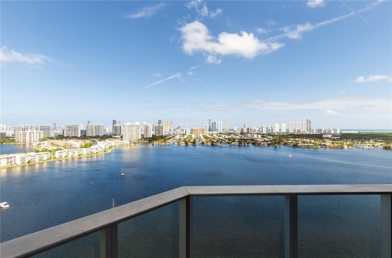 17301 Biscayne Blvd L-PH-10 photo 1