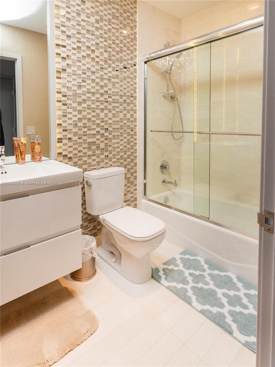 17301 Biscayne Blvd L-PH-10 photo 11