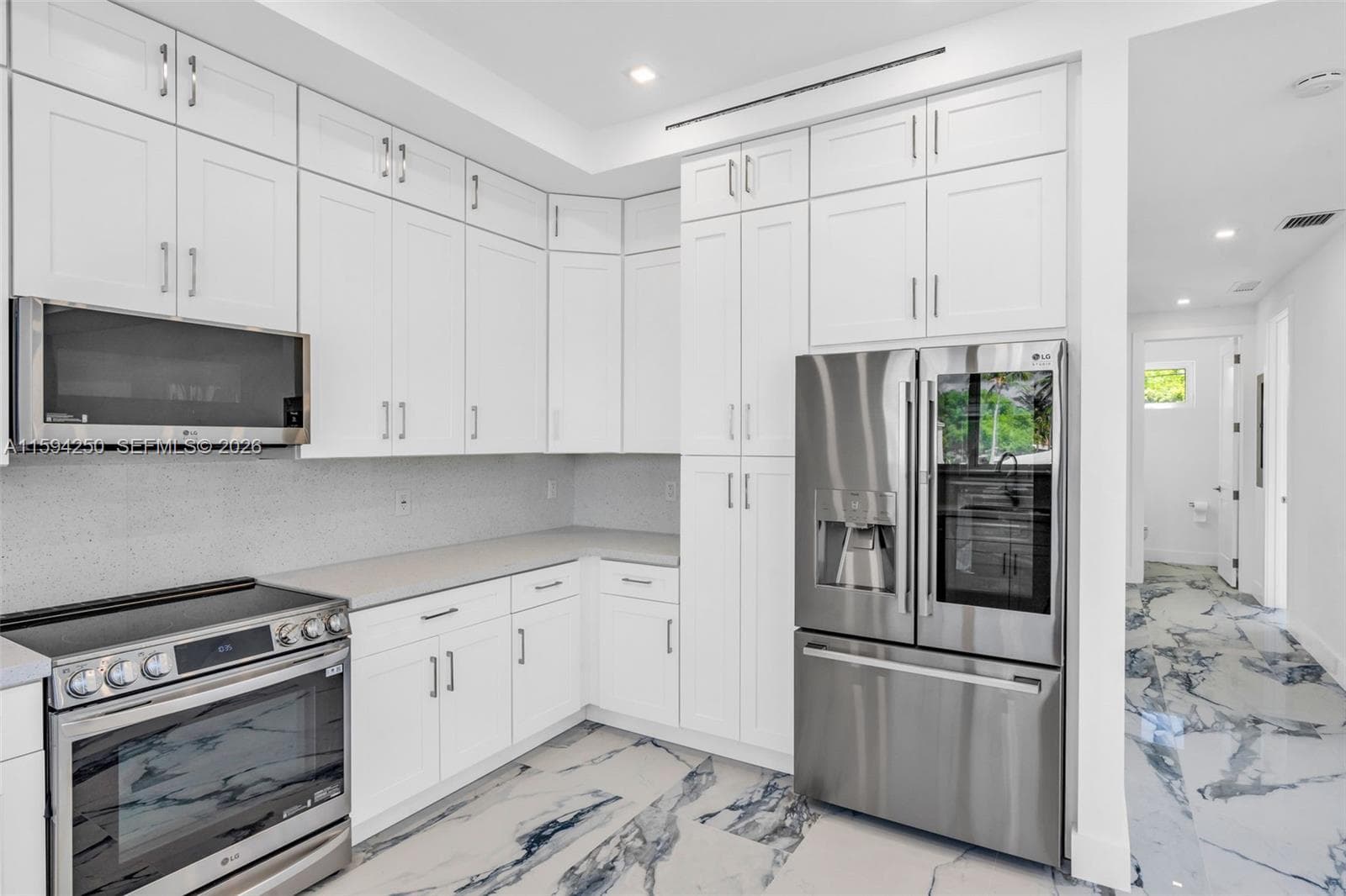 84 Coral Way photo 13