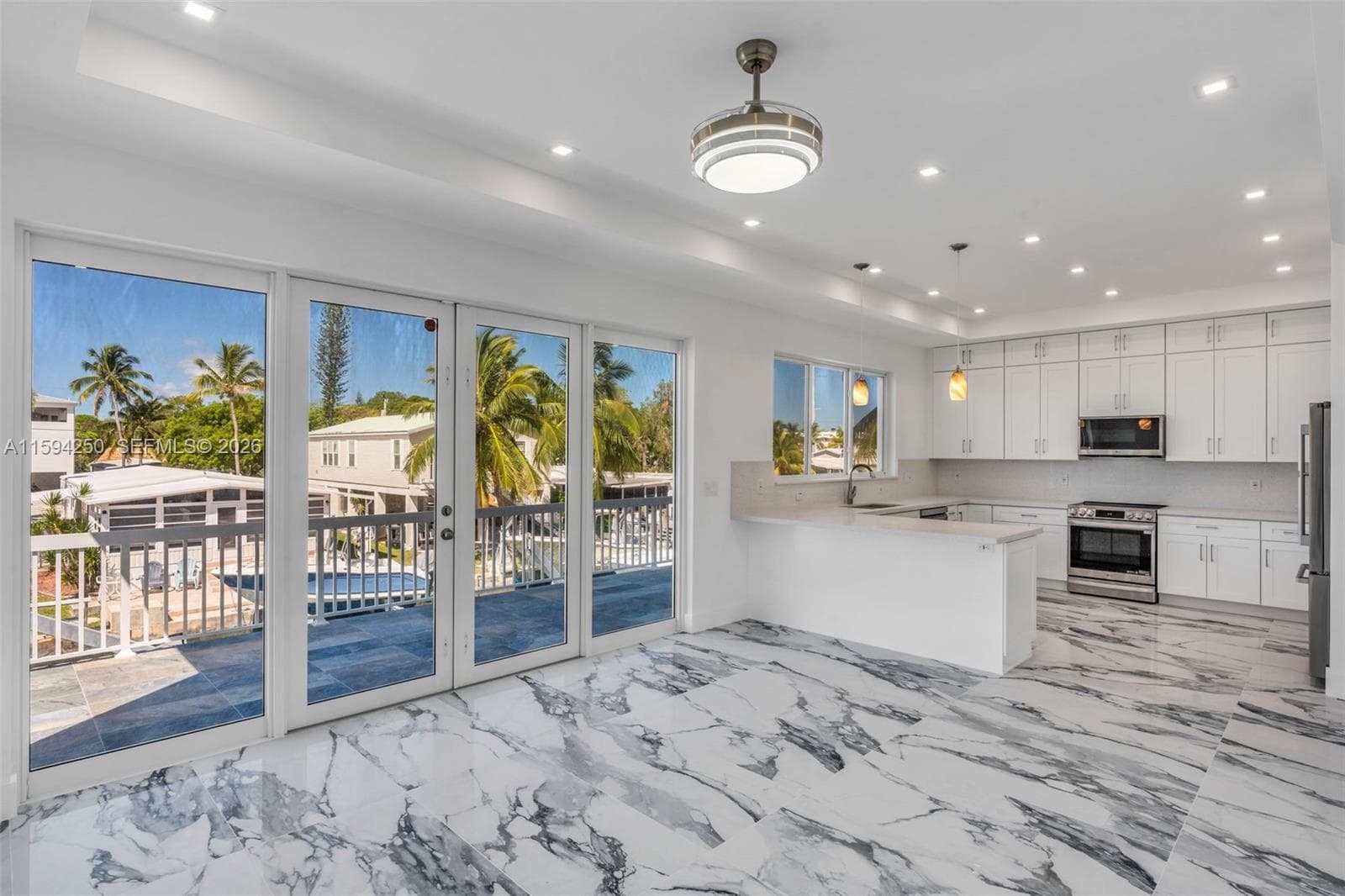 84 Coral Way photo 9