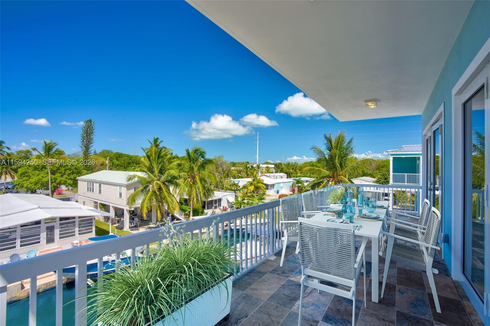 84 Coral Way photo 10