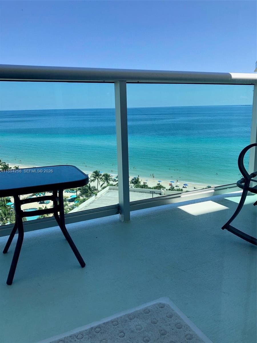 3901 S Ocean Dr 14Z photo 2