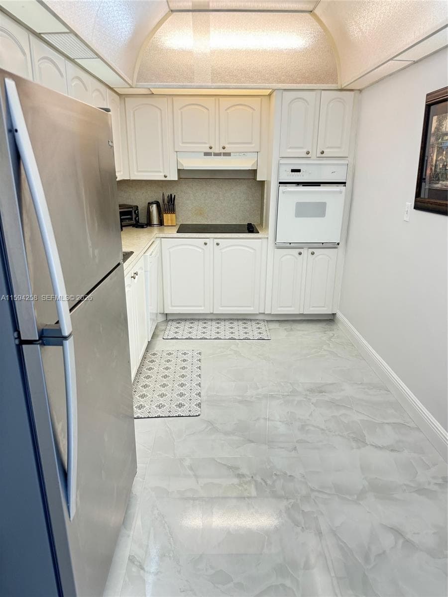 3901 S Ocean Dr 14Z photo 11