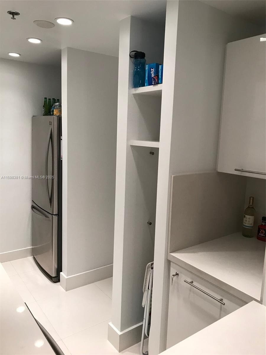 100 Lincoln Rd 808 photo 8