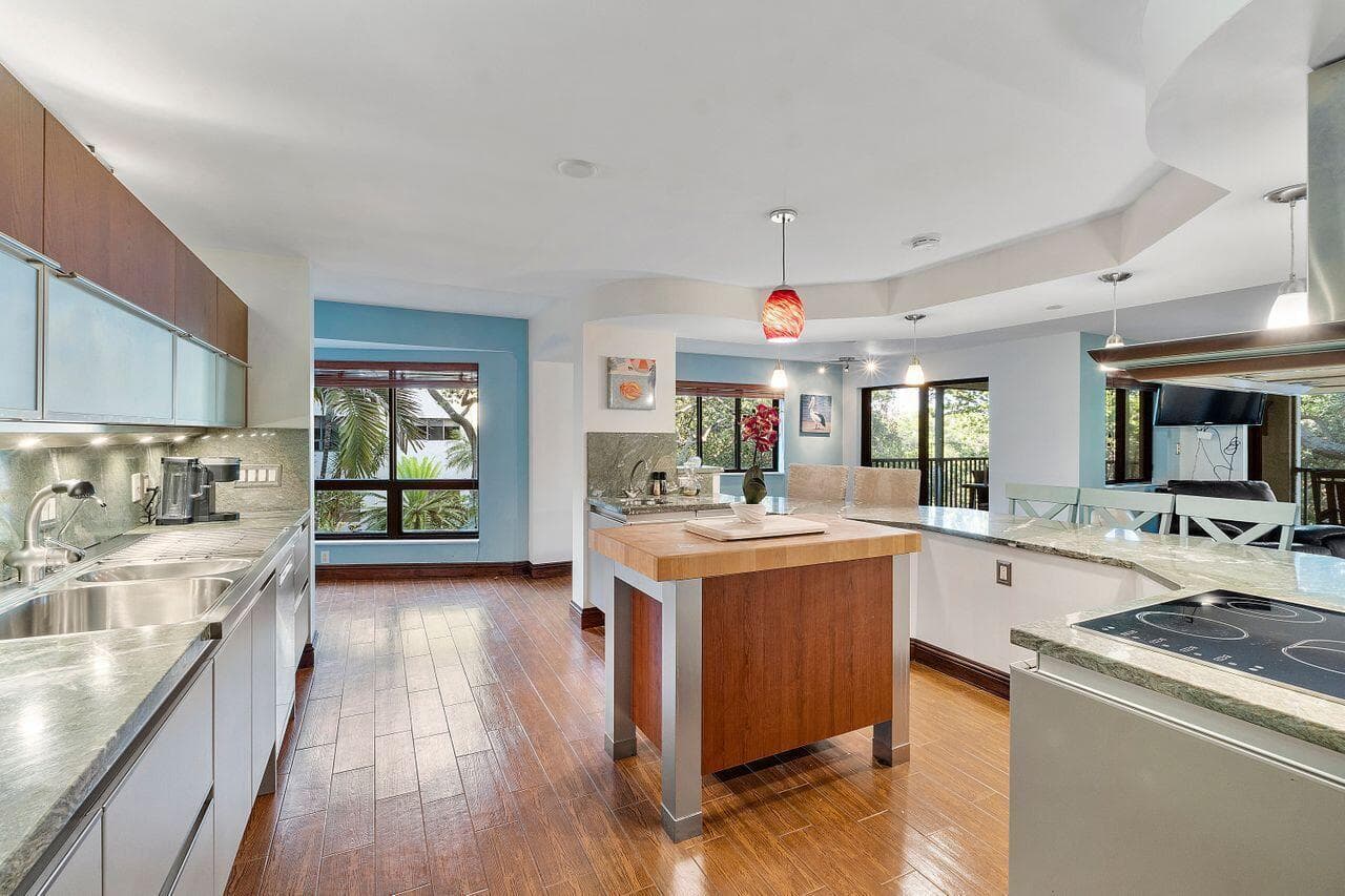 500 Ocean Trail Way 201 photo 10