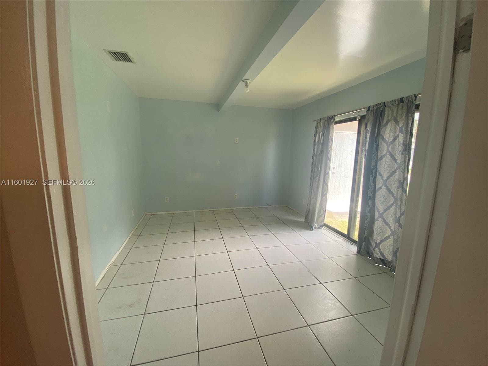 1739 SW 28th Ter photo 20