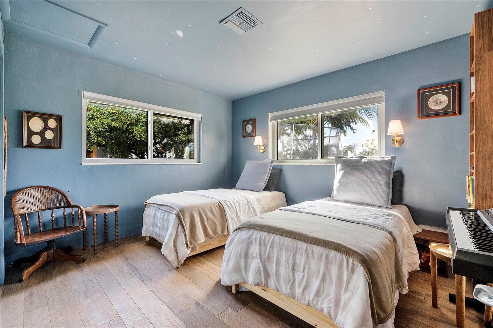 1034 SW 24th Avenue photo 13