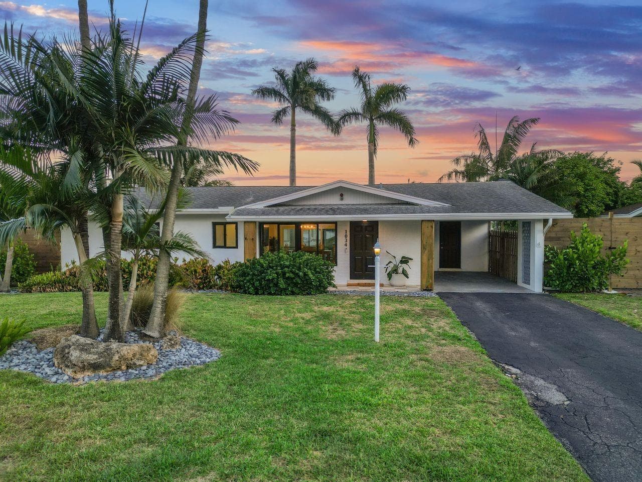 1034 SW 24th Avenue photo 1