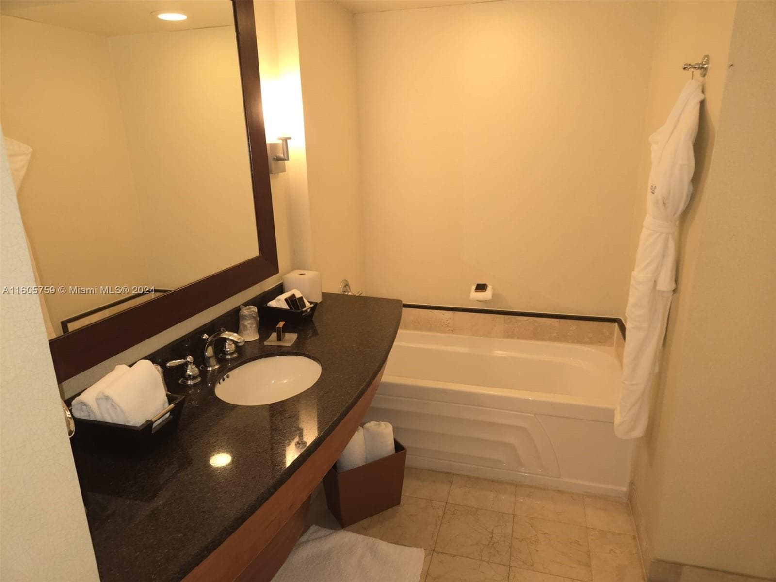 18001 Collins Ave 601 photo 13