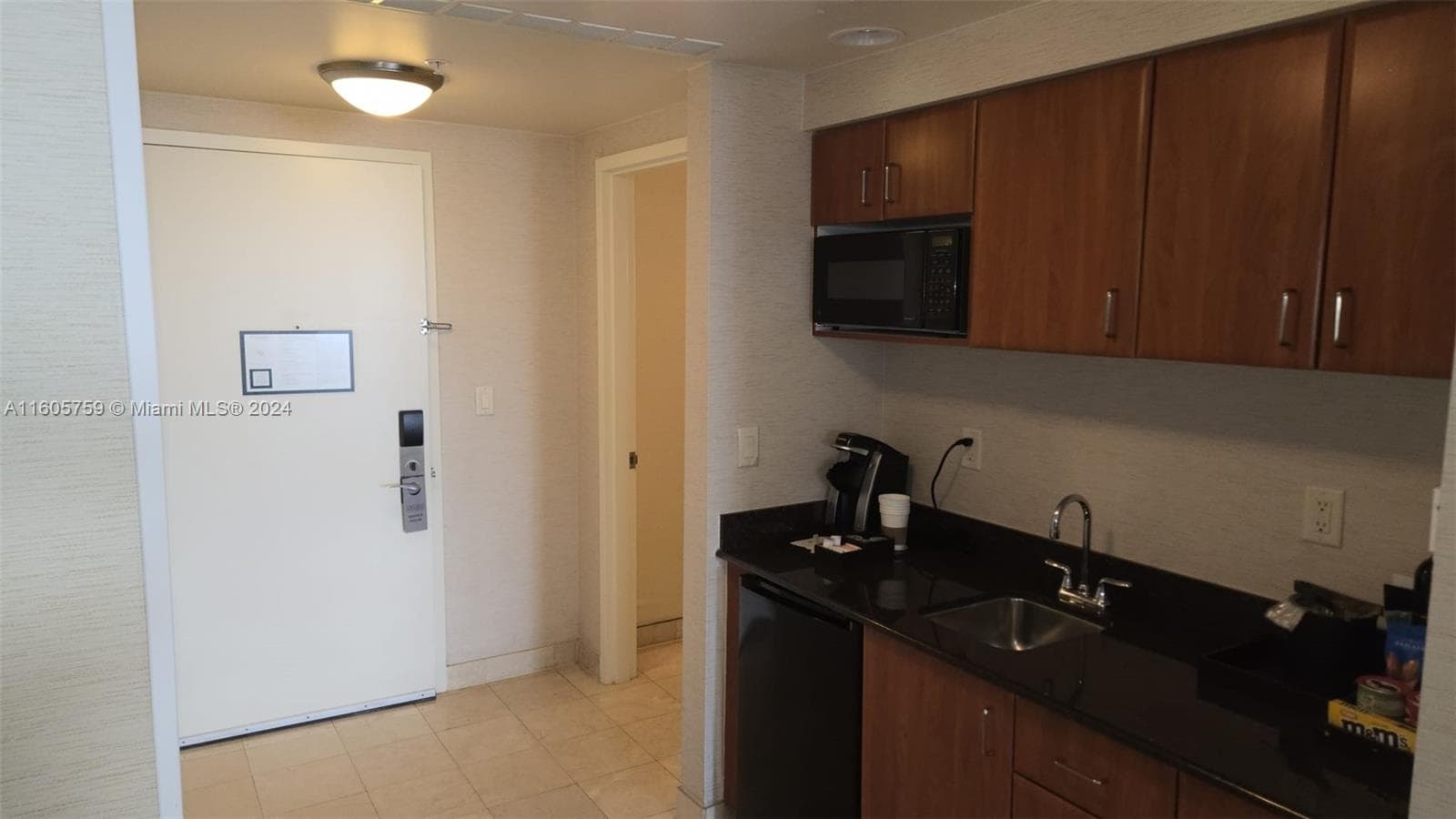 18001 Collins Ave 601 photo 11