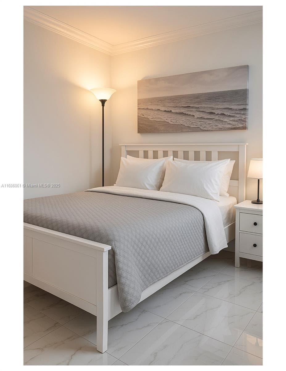 19201 Collins Ave 104 photo 3