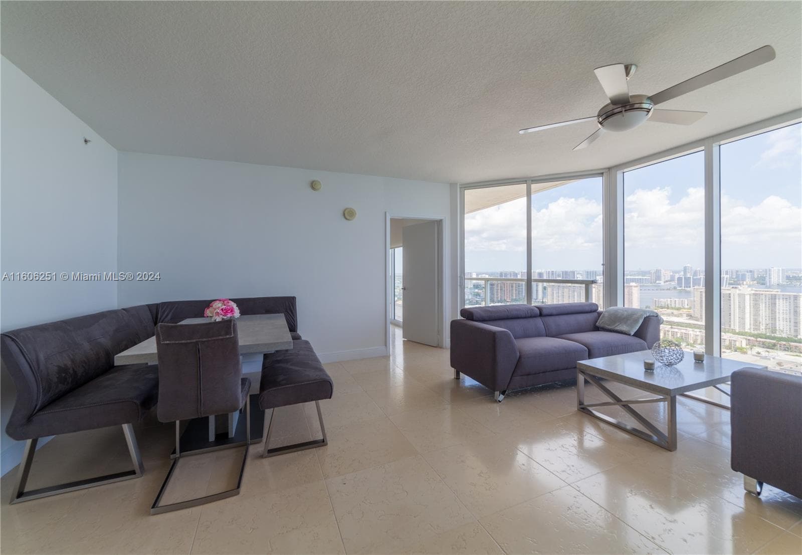 16699 Collins Ave(avlbnow) 3707 photo 6