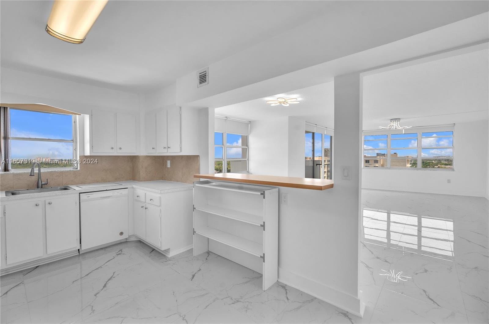 2780 NE 183rd St 1601 photo 12