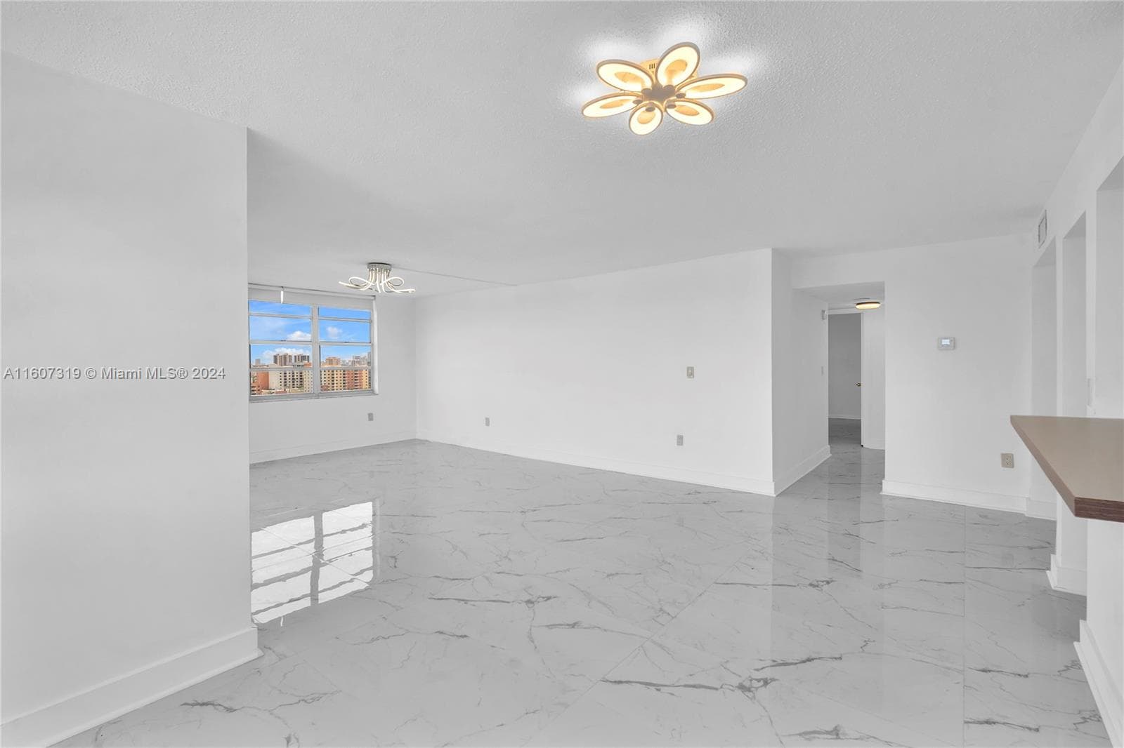 2780 NE 183rd St 1601 photo 5