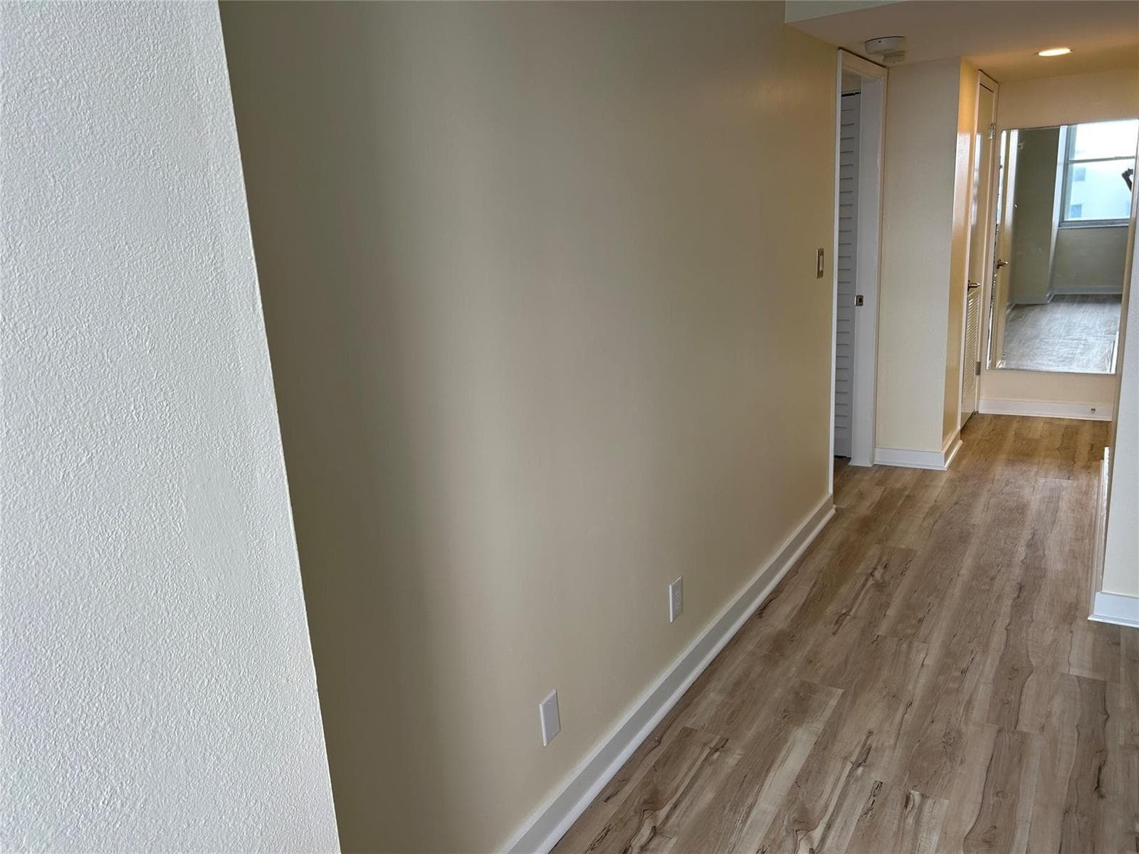 111 Briny Avenue 1401 photo 11