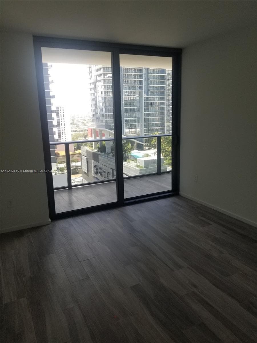 801 S MIAMI AVE 1610 photo 6