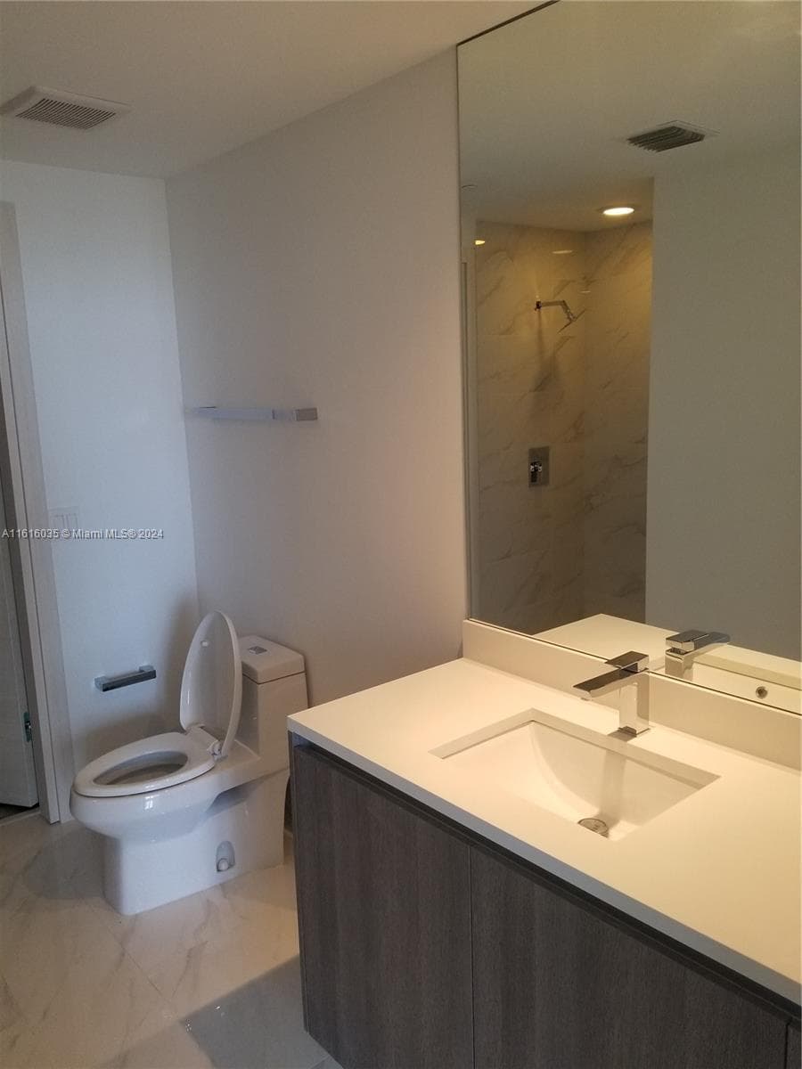 801 S MIAMI AVE 1610 photo 16