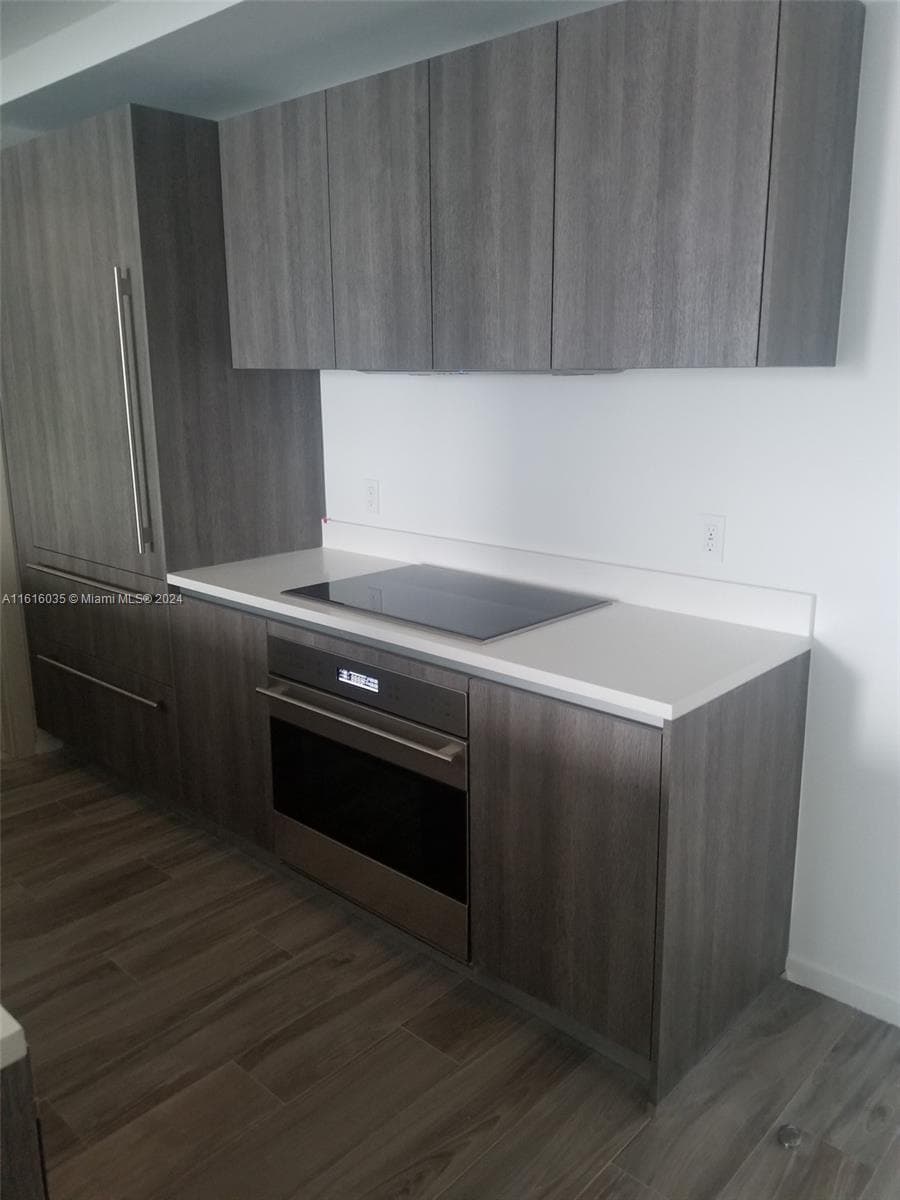 801 S MIAMI AVE 1610 photo 4