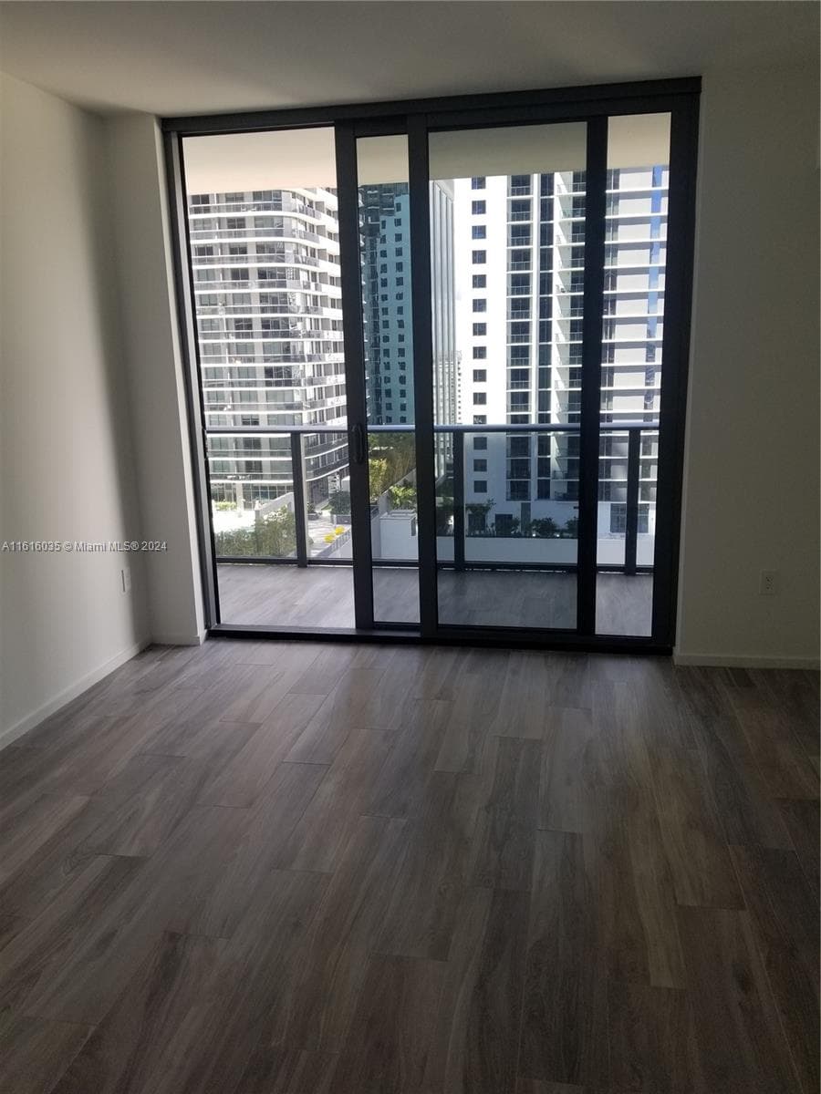 801 S MIAMI AVE 1610 photo 21