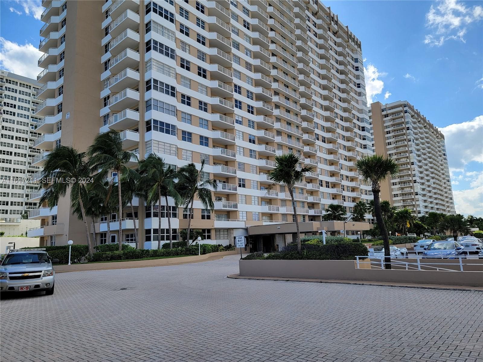1980 S Ocean Dr 2C photo 3