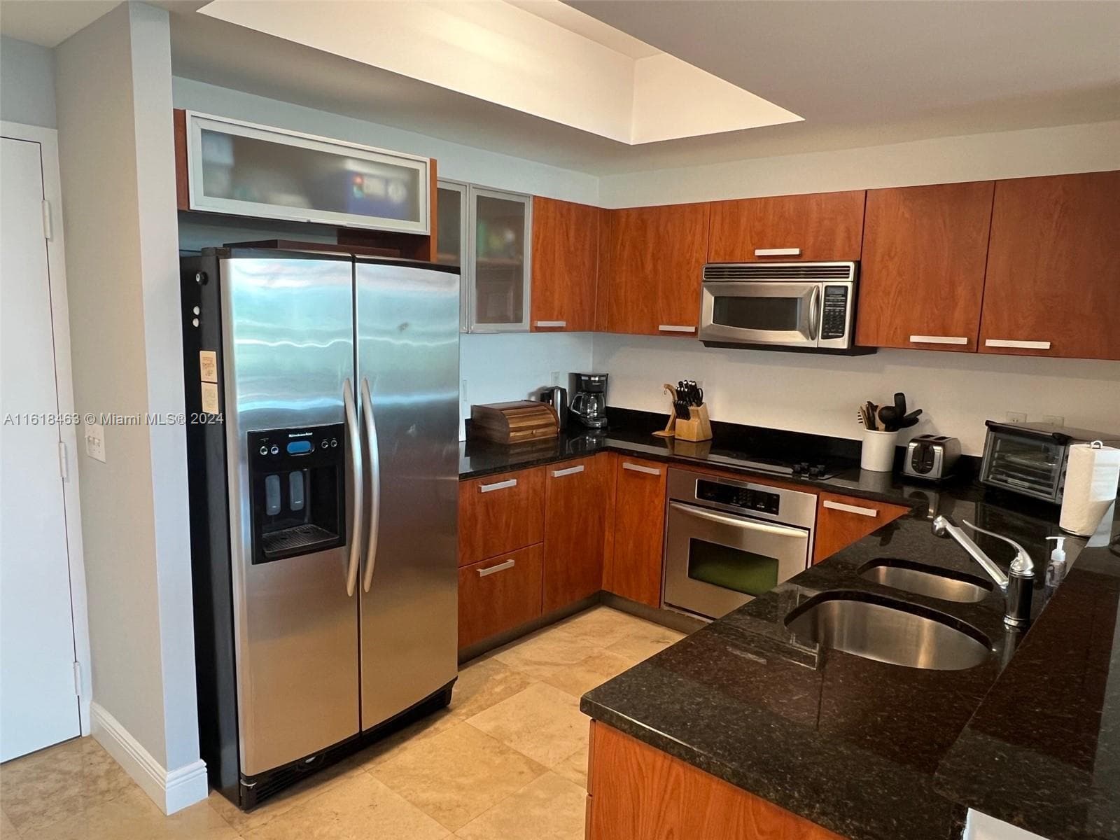 3131 NE 188th St 1-609 photo 8