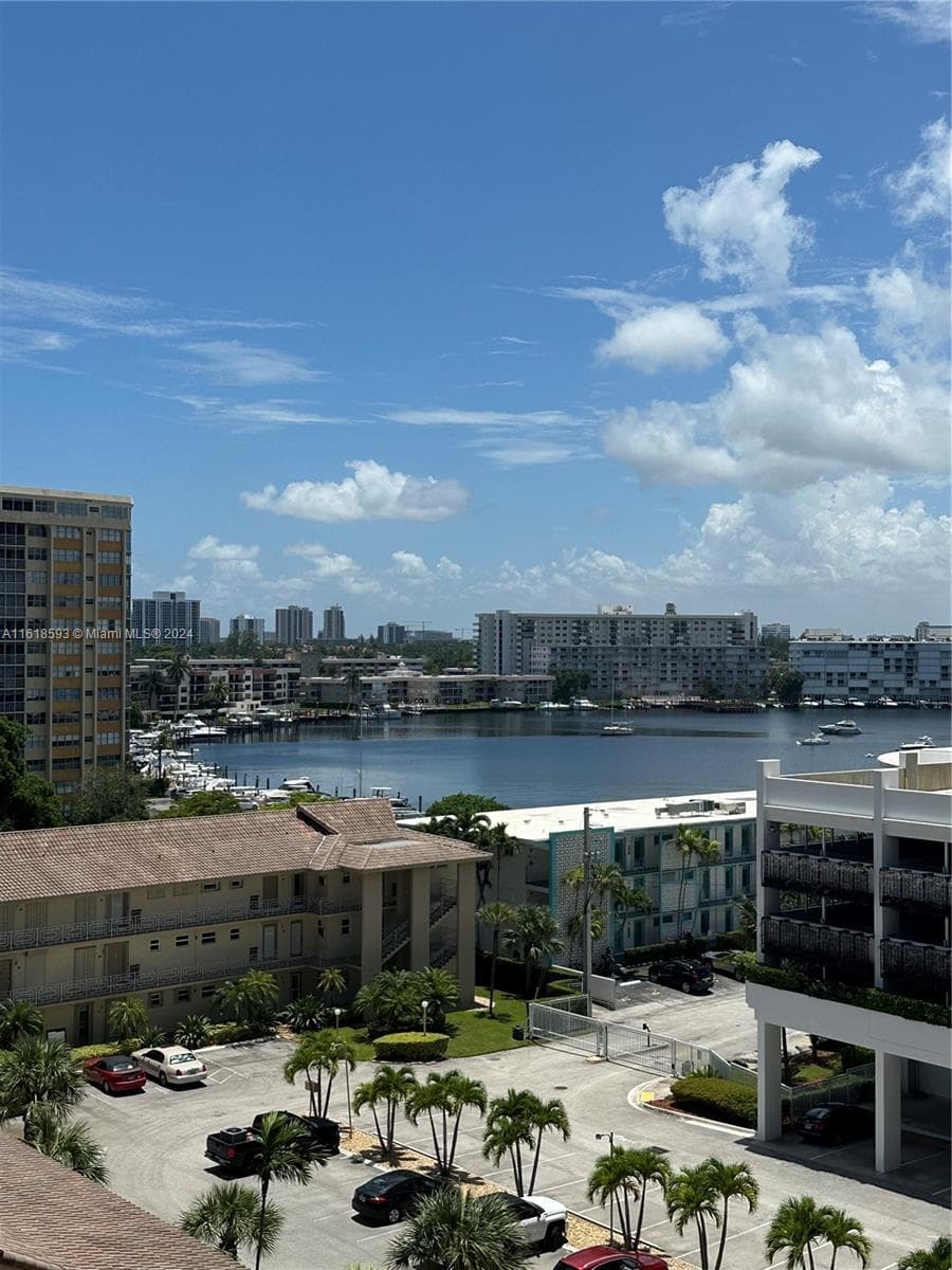 2602 E Hallandale Beach Blvd R807 photo 22