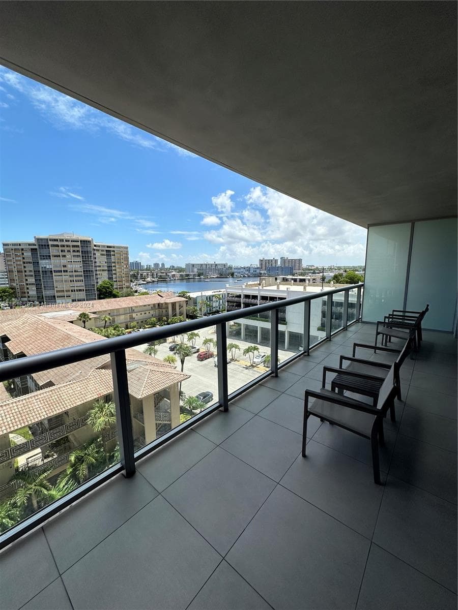 2602 E Hallandale Beach Blvd R807 photo 20
