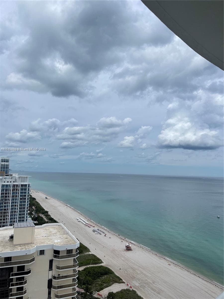 6365 Collins Ave 2610 photo 15