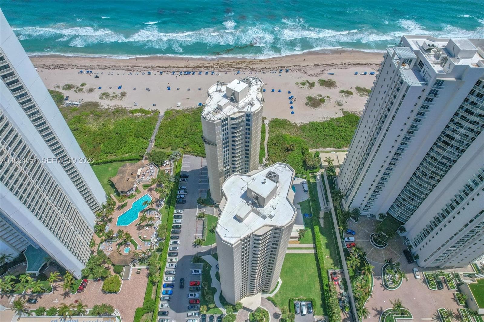 2800 N Ocean Dr B-15C photo 2