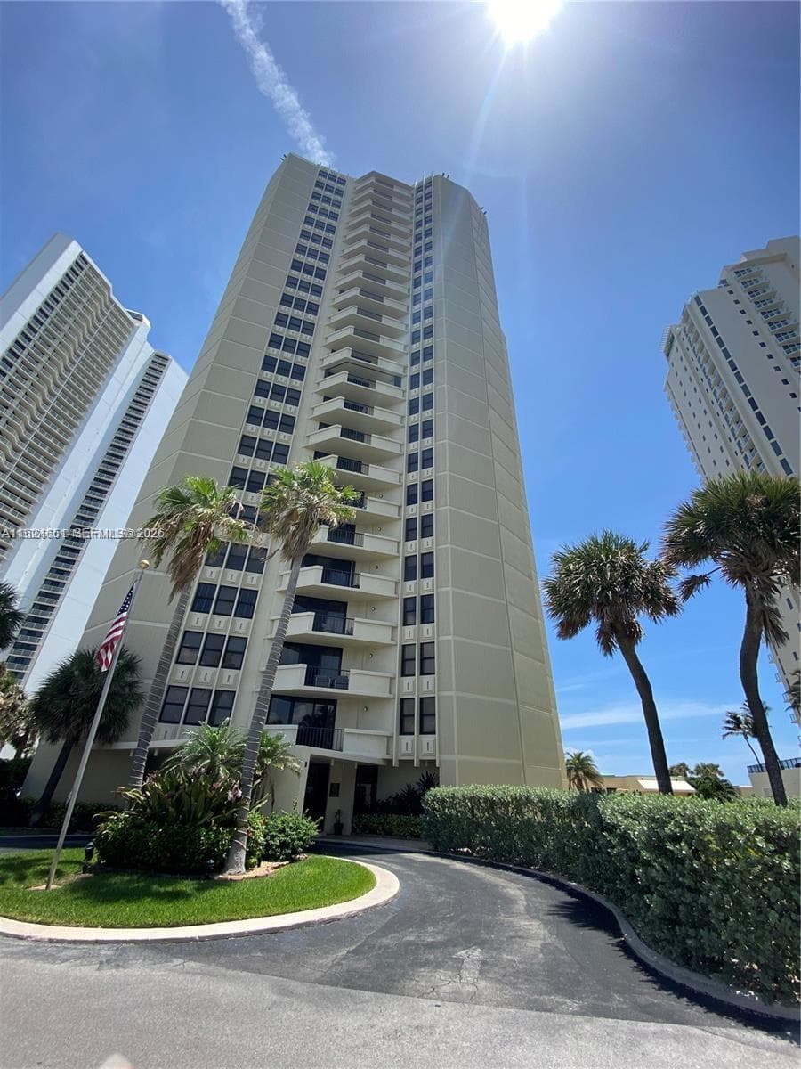 2800 N Ocean Dr B-15C photo 6