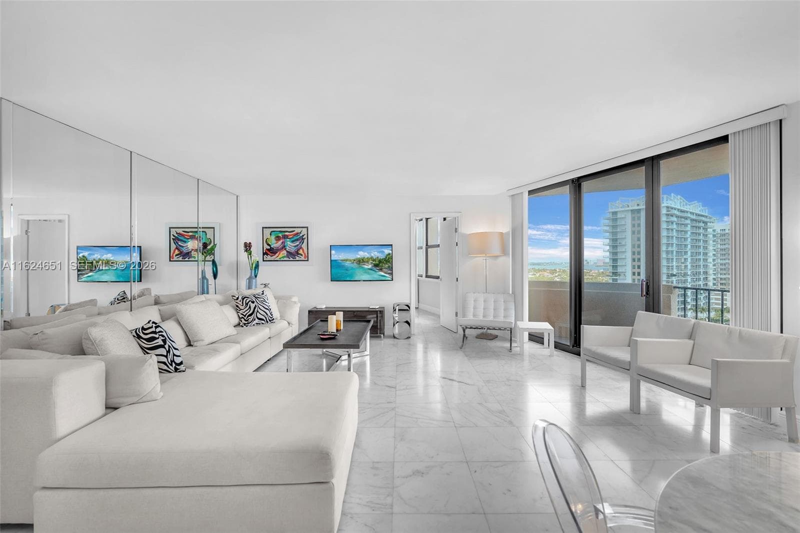 2800 N Ocean Dr B-15C photo 1