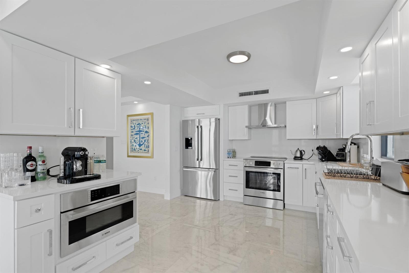 5380 N Ocean Drive 10d photo 12