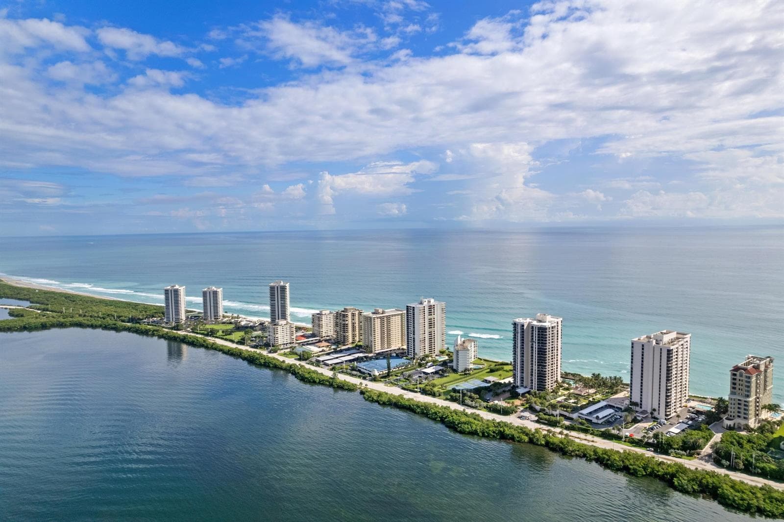 5380 N Ocean Drive 10d photo 3