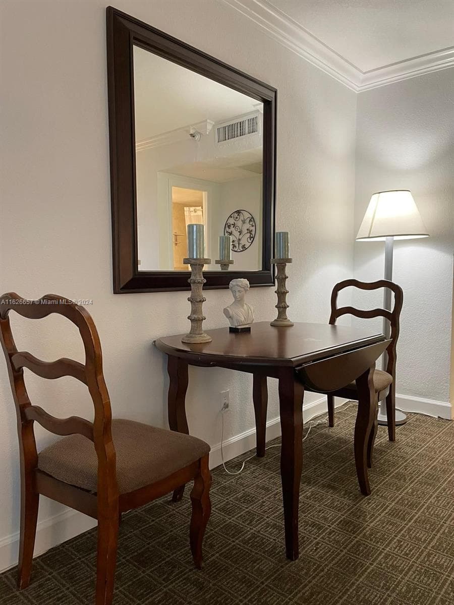 19201 Collins Ave 640 photo 7