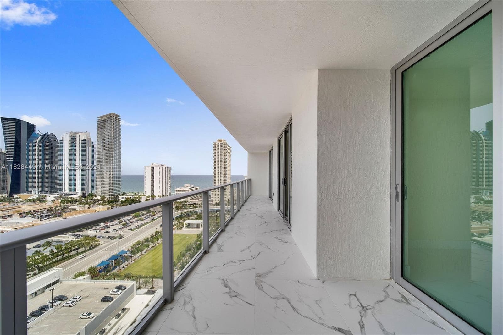 300 Sunny Isles Blvd 2103 photo 2