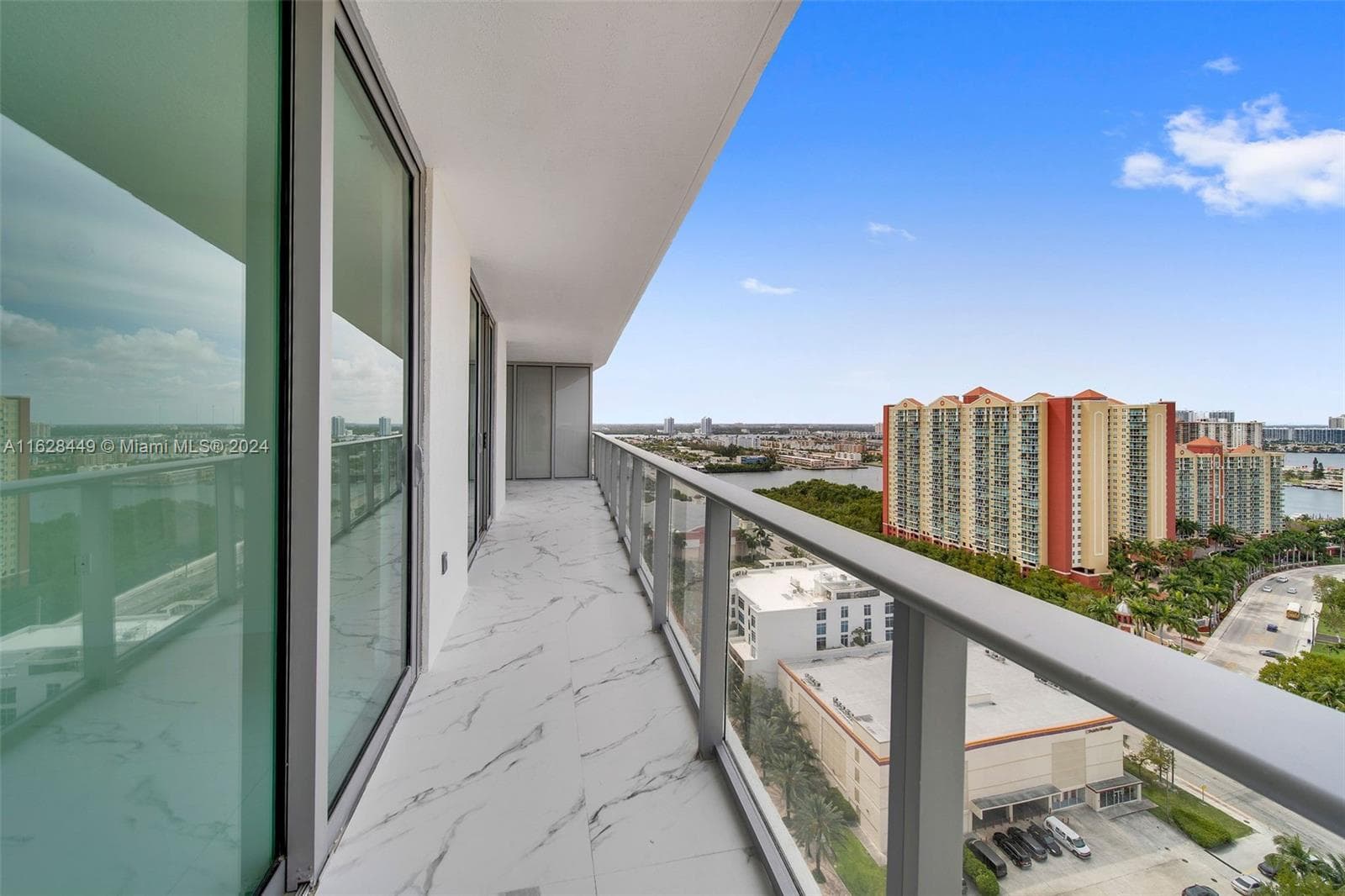 300 Sunny Isles Blvd 2103 photo 3