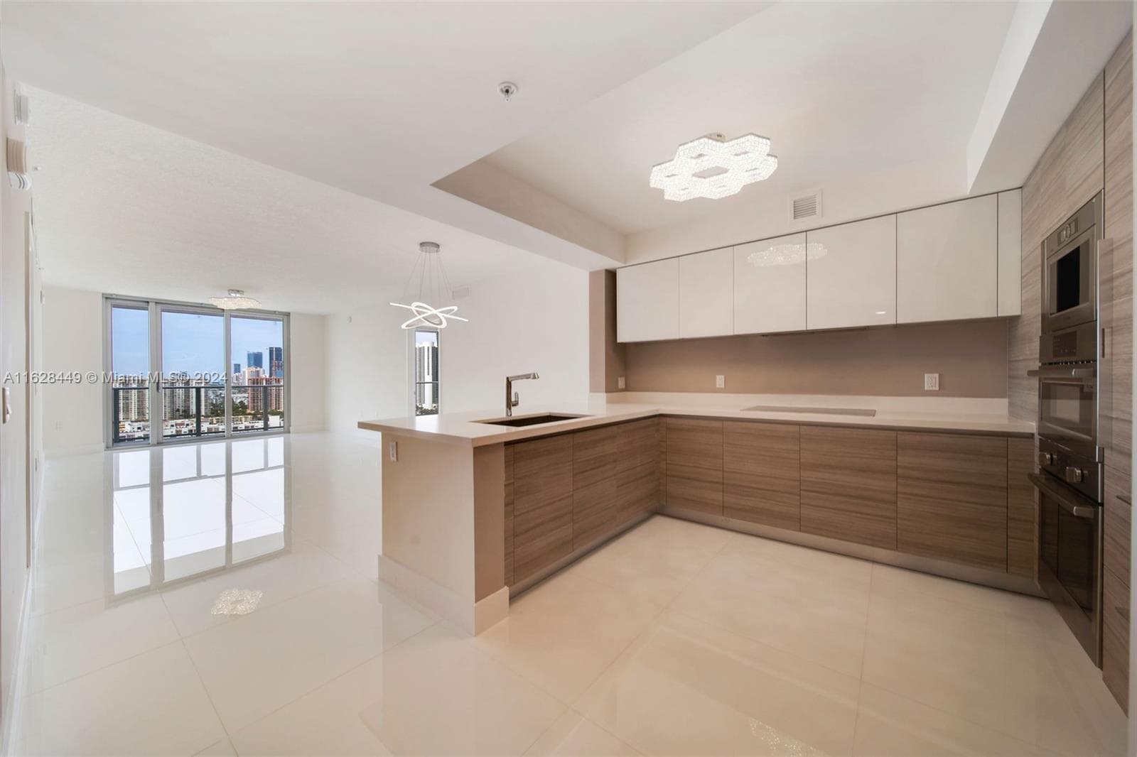 300 Sunny Isles Blvd 2103 photo 1