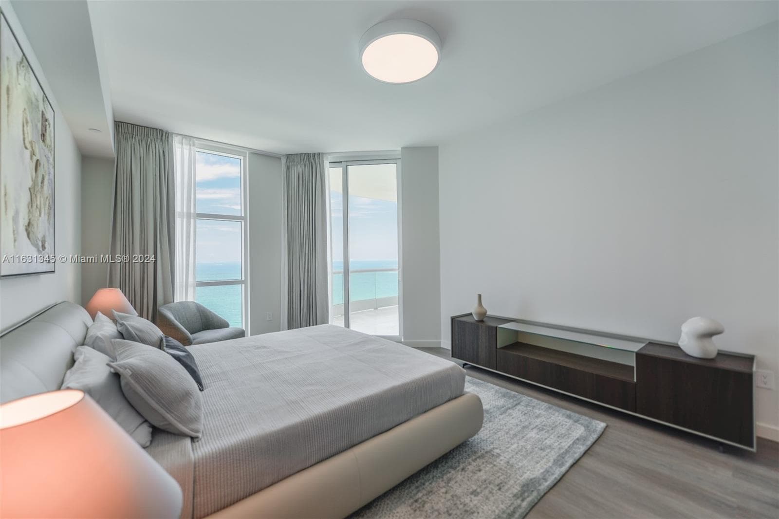 16051 Collins Ave 2102 photo 12