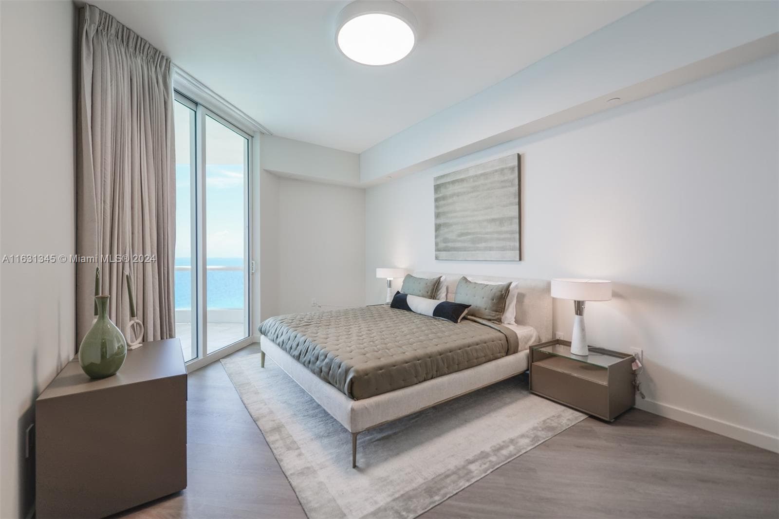 16051 Collins Ave 2102 photo 20